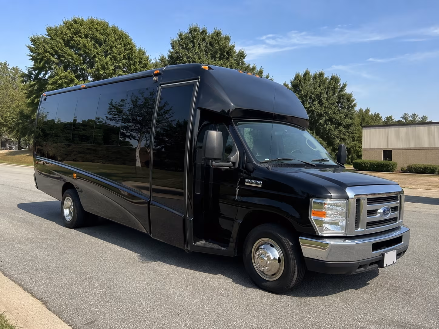 downtown inglewood concert transportation