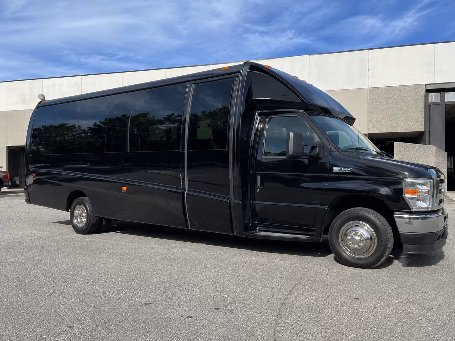 inglewood airport shuttle bus rentals for private groups
