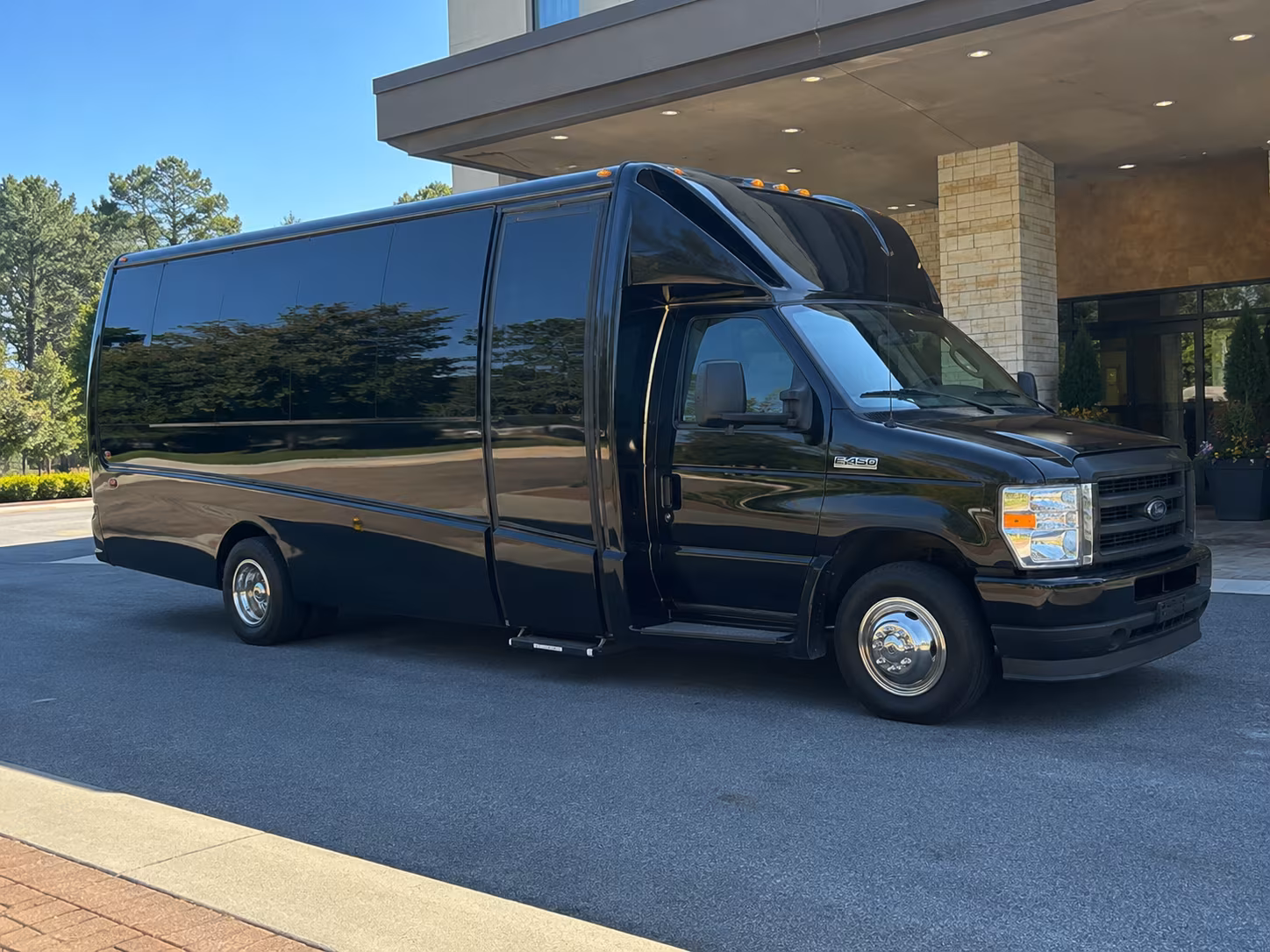 inglewood bus rentals for california road trips and arizona travel