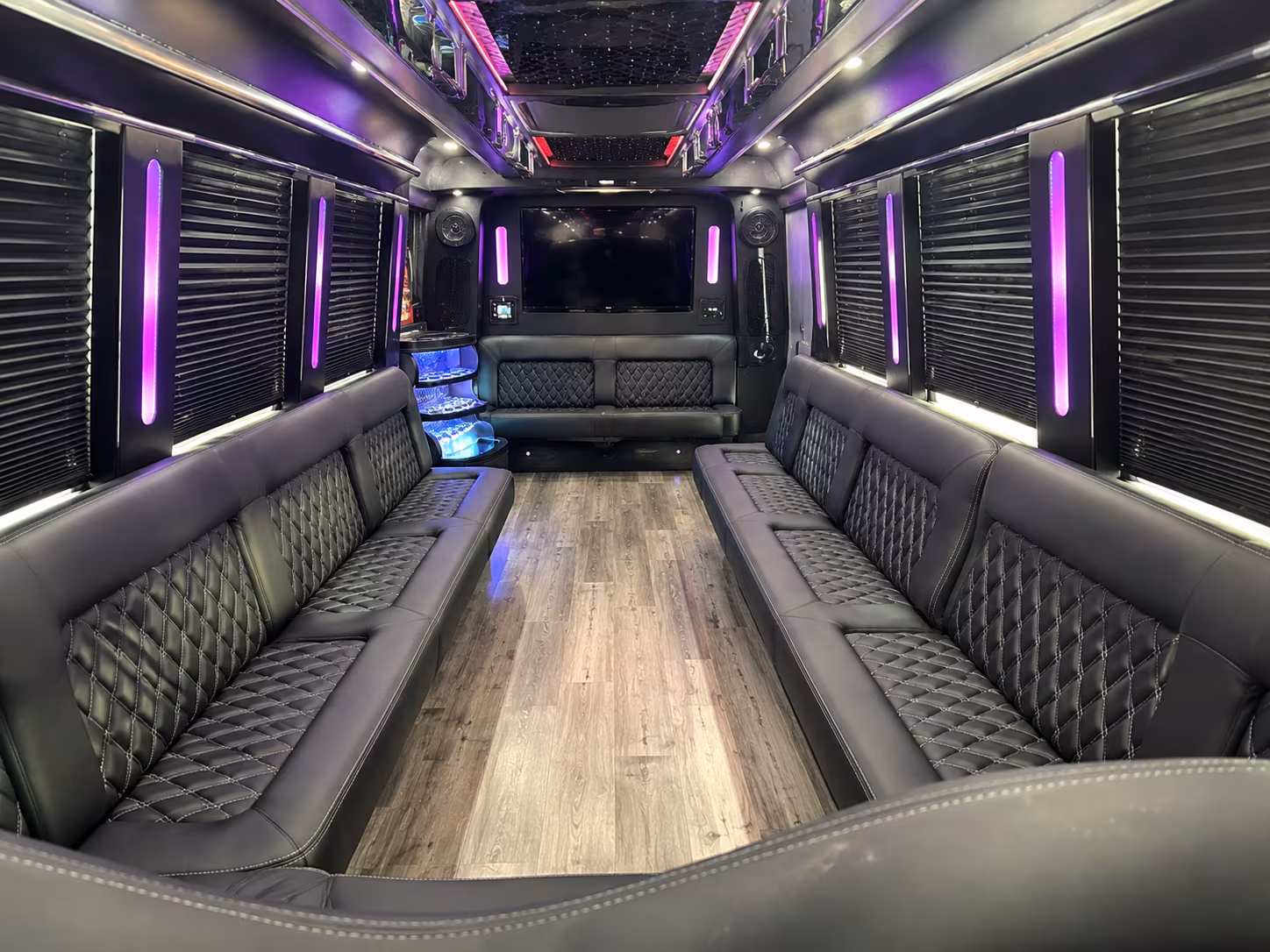 rent an inglewood prom party bus or charter bus today